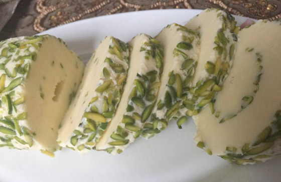 طريقة تحضير البوظة العربية بالفستق الحلبي السهلة والشهية صورة رقم 11