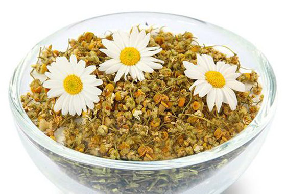 4 وصفات من البابونج تعالج أمراض المعدة: مغص، قرحة، التهابات و.. صورة رقم 15