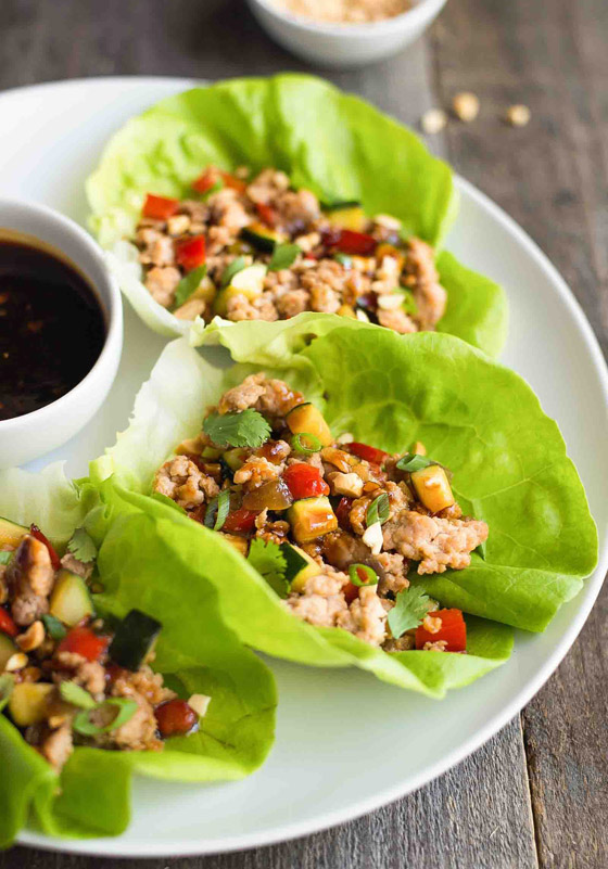 طريقة تحضير لفائف الخس بالدجاج السهلة والسريعة للرجيم صورة رقم 5