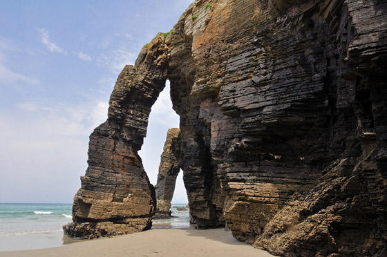 صورة رقم 7 - أغرب 10 شواطئ فى العالم: الشاطئ الأخضر، العملاق والمياه الساخنة صورة رقم 7 - أغرب 10 شواطئ فى العالم: الشاطئ الأخضر، العملاق والمياه الساخنة
