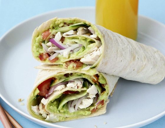 إليكم طريقة تحضير لفائف التونة بالأفوكادو الشهية والسريعة للرجيم صورة رقم 10