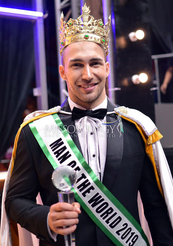 بالصور: عارض أزياء بلغاري يفوز بلقب رجل العالم 2019 صورة رقم 3