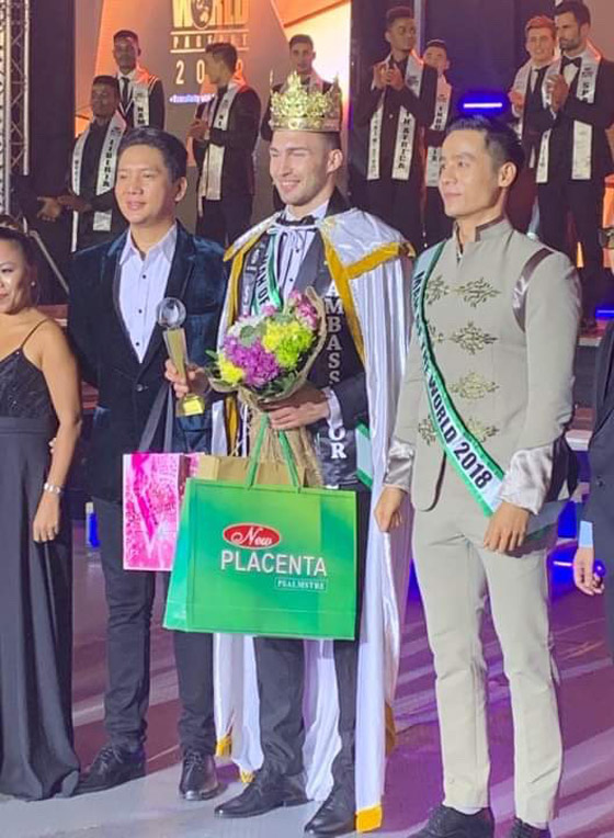 بالصور: عارض أزياء بلغاري يفوز بلقب رجل العالم 2019 صورة رقم 17