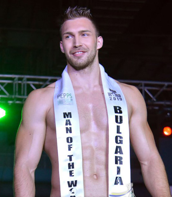 بالصور: عارض أزياء بلغاري يفوز بلقب رجل العالم 2019 صورة رقم 19