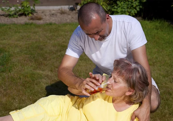 تعرفوا على أعراض ضربة الشمس وكيفية التصرف فورا وعلاجها صورة رقم 5