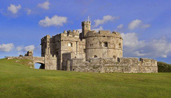 قصور ملكية وقلاع قديمة ساحرة للاحتفال بحفل زفاف مميز فاخر صورة رقم 8