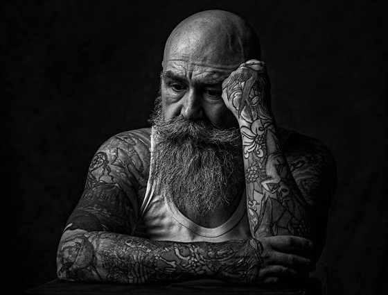 مجموعة صور لرجل خمسيني أصبح عارض أزياء بالصدفة! صورة رقم 7