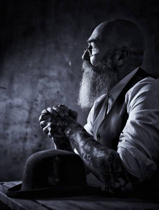 مجموعة صور لرجل خمسيني أصبح عارض أزياء بالصدفة! صورة رقم 10