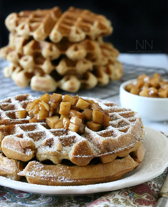 طريقة تحضير وافل التفاح والقرفة الشهي والخفيف صورة رقم 12