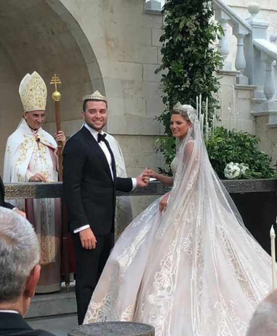 بالصور: زفاف نجل المصمم العالمي إيلي صعب يشعل مواقع التواصل صورة رقم 10