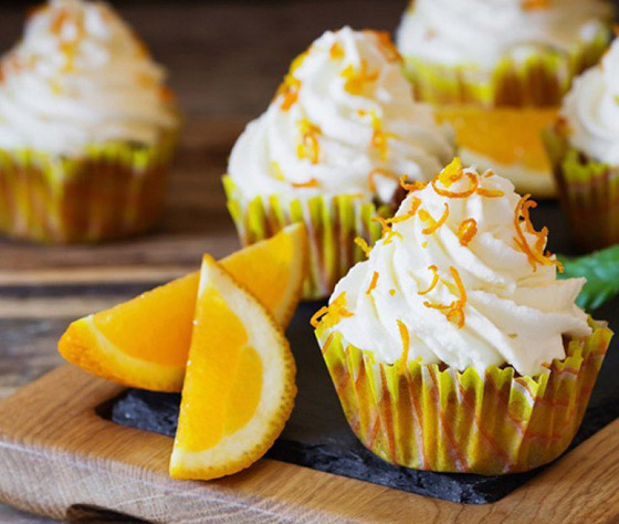 طريقة تحضير كب كيك البرتقال بالكريمة الهش والمميز صورة رقم 1 طريقة تحضير كب كيك البرتقال بالكريمة الهش والمميز صورة رقم 1