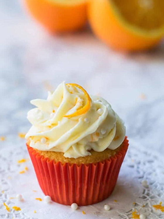 طريقة تحضير كب كيك البرتقال بالكريمة الهش والمميز صورة رقم 2 طريقة تحضير كب كيك البرتقال بالكريمة الهش والمميز صورة رقم 2