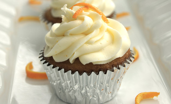 طريقة تحضير كب كيك البرتقال بالكريمة الهش والمميز صورة رقم 4 طريقة تحضير كب كيك البرتقال بالكريمة الهش والمميز صورة رقم 4