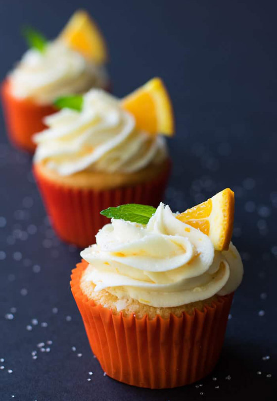 طريقة تحضير كب كيك البرتقال بالكريمة الهش والمميز صورة رقم 5 طريقة تحضير كب كيك البرتقال بالكريمة الهش والمميز صورة رقم 5