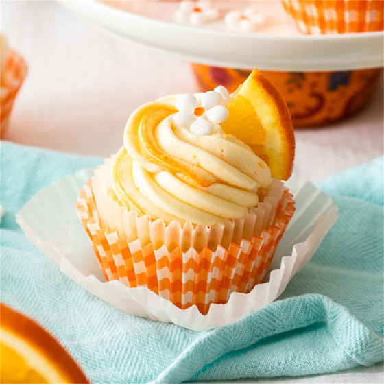 طريقة تحضير كب كيك البرتقال بالكريمة الهش والمميز صورة رقم 6 طريقة تحضير كب كيك البرتقال بالكريمة الهش والمميز صورة رقم 6