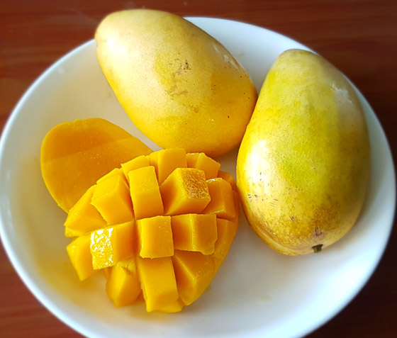 أهم فوائد فاكهة المانجو المدهشة.. تناولها لتشعر بالسعادة صورة رقم 3