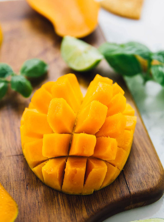 أهم فوائد فاكهة المانجو المدهشة.. تناولها لتشعر بالسعادة صورة رقم 6