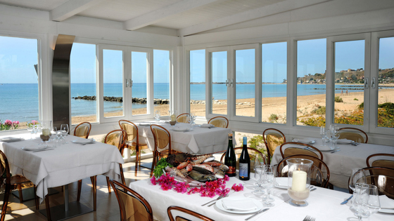 من دبي إلى اليونان ولندن.. قائمة بأفضل المطاعم المطلة على المياه من حول العالم صورة رقم 3