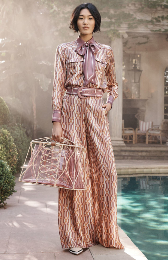 اعتمدي أناقة الطبعات الغريبة لإطلالتكِ في العيد صورة رقم 3 اعتمدي أناقة الطبعات الغريبة لإطلالتكِ في العيد صورة رقم 3