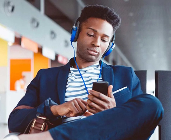 احذروا.. سماعات الرأس الحديثة تدمر السمع! صورة رقم 7 احذروا.. سماعات الرأس الحديثة تدمر السمع! صورة رقم 7