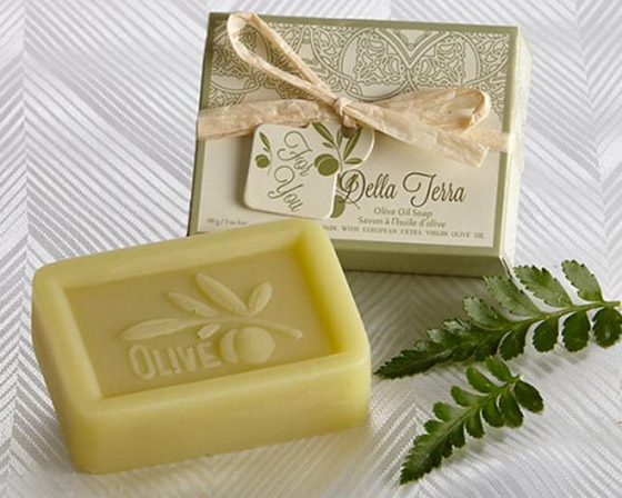 استعيني بصابون زيت الزيتون لعناية 