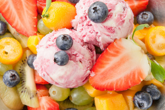 عشاء خفيف وصحي.. 5 طرق لتحضير سلطة الفواكه اللذيذة صورة رقم 3