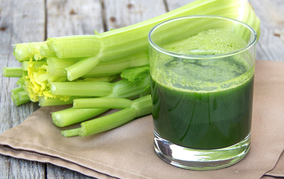 بالفيديو.. هل الفوائد الصحية المدهشة لعصير الكرفس حقيقية؟ صورة رقم 5