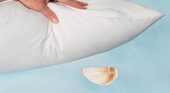 علاج ووقاية.. فوائد رائعة لوضع الثوم تحت المخدّة! صورة رقم 4