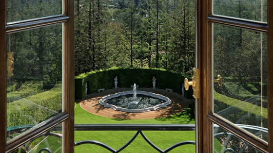 أغلى منزل للبيع في أمريكا.. تحفة فنية وحدائق تحت الأرض! فيديو وصور صورة رقم 12