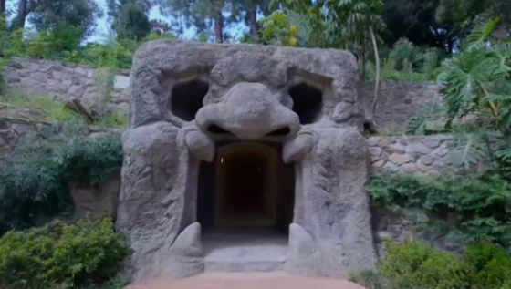 أغلى منزل للبيع في أمريكا.. تحفة فنية وحدائق تحت الأرض! فيديو وصور صورة رقم 21