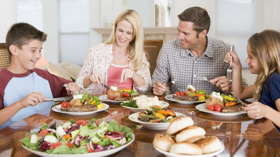 5 عادات شائعة جدا لتناول الطعام قد تؤدي إلى أمراض خطيرة! صورة رقم 4