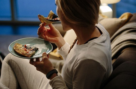 احذروا من تناول هذه الأطعمة ليلا.. تجنبوها تماما قبل النوم! صورة رقم 10 احذروا من تناول هذه الأطعمة ليلا.. تجنبوها تماما قبل النوم! صورة رقم 10