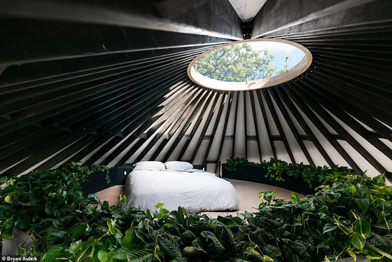 هكذا بنى زوجان منزل الأحلام بمبلغ لا يُقارن بقيمته صورة رقم 18