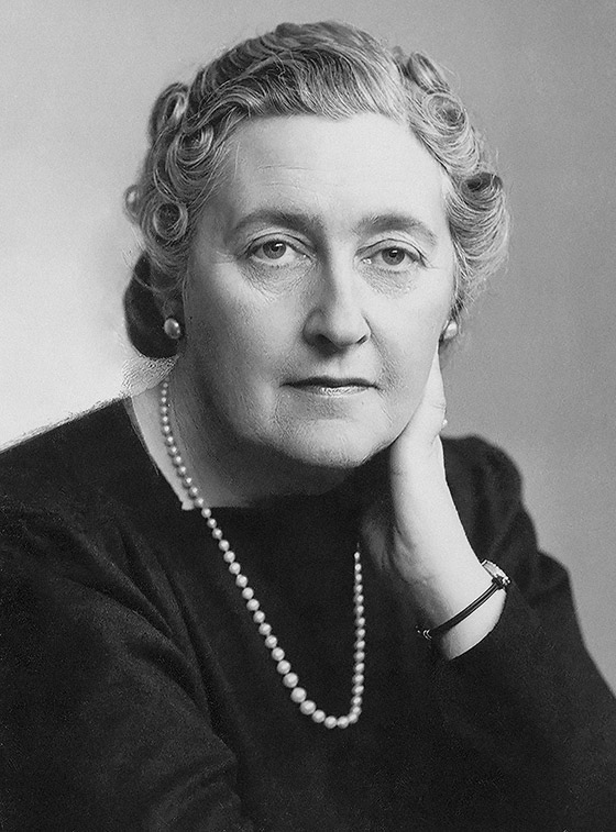 بالصور: رحلة في منزل أحلام الكاتبة البوليسية الأشهر أجاثا كريستي صورة رقم 2