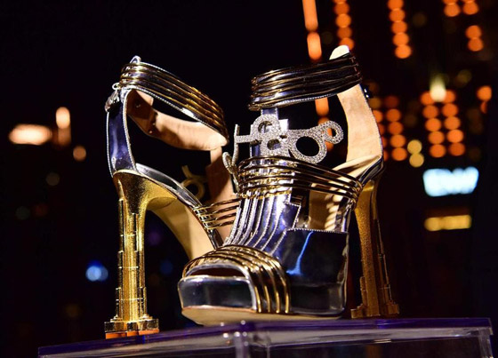 أغلى حذاء في العالم.. يُعرض في دبي مقابل 20 مليون دولار! صور صورة رقم 1