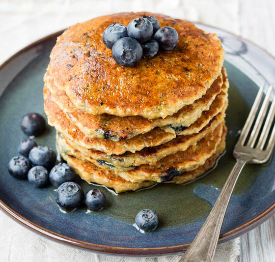 إليكم وصفات مختلفة لتحضير بان كيك الشوفان للرجيم الشهي والخفيف صورة رقم 4 إليكم وصفات مختلفة لتحضير بان كيك الشوفان للرجيم الشهي والخفيف صورة رقم 4