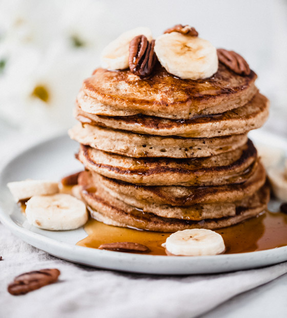 إليكم وصفات مختلفة لتحضير بان كيك الشوفان للرجيم الشهي والخفيف صورة رقم 6 إليكم وصفات مختلفة لتحضير بان كيك الشوفان للرجيم الشهي والخفيف صورة رقم 6