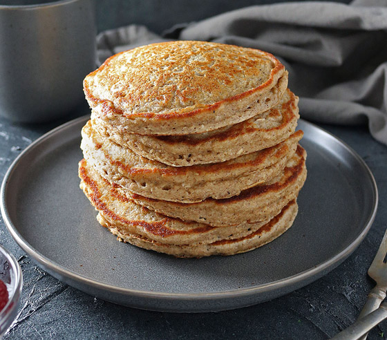 إليكم وصفات مختلفة لتحضير بان كيك الشوفان للرجيم الشهي والخفيف صورة رقم 2 إليكم وصفات مختلفة لتحضير بان كيك الشوفان للرجيم الشهي والخفيف صورة رقم 2