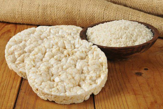 كعكة الأرز ونكهاتها: هذه فوائدها وأضرارها والكمية المسموح بها! صورة رقم 8 كعكة الأرز ونكهاتها: هذه فوائدها وأضرارها والكمية المسموح بها! صورة رقم 8