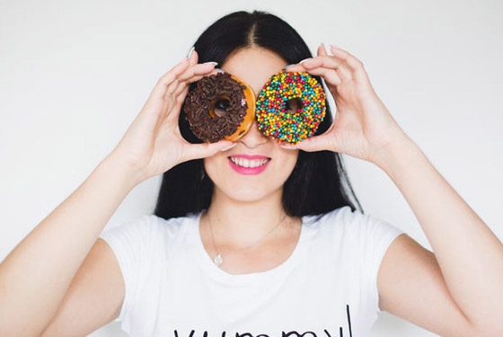 على مدار شهر.. ماذا يحصل لجسمك بعد التوقف عن تناول السكر؟ صورة رقم 2