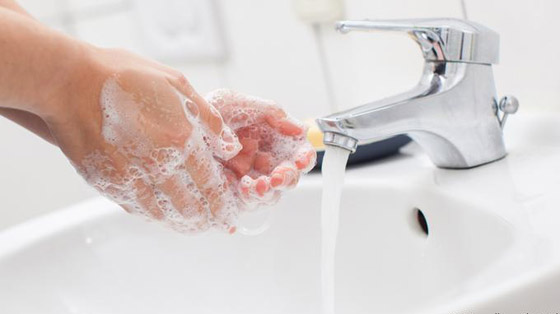 نصائح ذهبية مفيدة للحفاظ على نظافة المطبخ والتخلص من الجراثيم صورة رقم 1