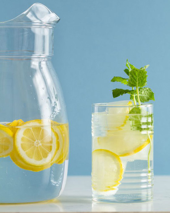 7 فوائد مهمة لتناول ماء الليمون قبل الإفطار ستجعلك تشربه كل يوم! صورة رقم 9 7 فوائد مهمة لتناول ماء الليمون قبل الإفطار ستجعلك تشربه كل يوم! صورة رقم 9