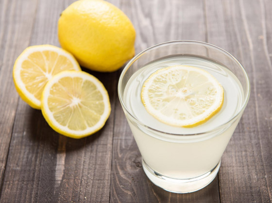 7 فوائد مهمة لتناول ماء الليمون قبل الإفطار ستجعلك تشربه كل يوم! صورة رقم 10 7 فوائد مهمة لتناول ماء الليمون قبل الإفطار ستجعلك تشربه كل يوم! صورة رقم 10