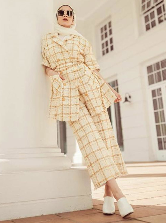 بالصور: بدلات رسمية وأجمل طرق تنسيقها من وحي الفاشينيستا المحجبات صورة رقم 3