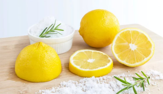 ليمونة ورشة ملح.. الحل السحري لمنزل خالٍ من الجراثيم! صورة رقم 2