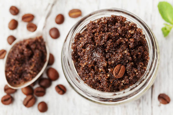 6 مقشرات بالقهوة تعيد الحيوية للشعر والبشرة صورة رقم 9