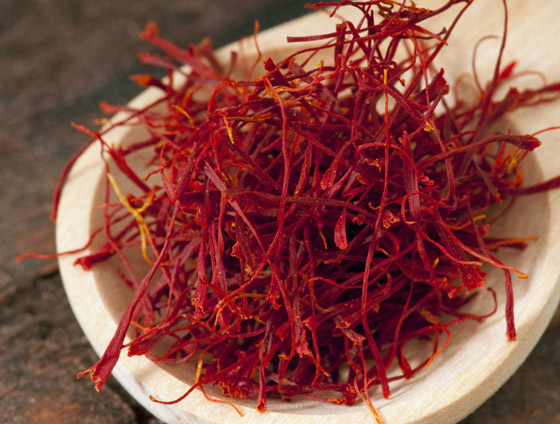 يُعتبر من أقدم وأغلى التوابل في العالم.. تعرفوا على فوائد الزعفران المدهشة صورة رقم 5 يُعتبر من أقدم وأغلى التوابل في العالم.. تعرفوا على فوائد الزعفران المدهشة صورة رقم 5