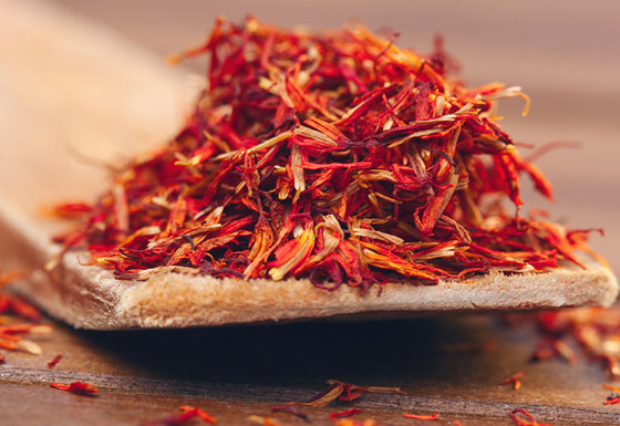 يُعتبر من أقدم وأغلى التوابل في العالم.. تعرفوا على فوائد الزعفران المدهشة صورة رقم 10 يُعتبر من أقدم وأغلى التوابل في العالم.. تعرفوا على فوائد الزعفران المدهشة صورة رقم 10