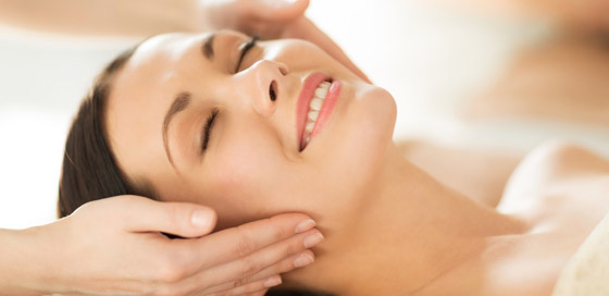 قاعدة من 60 ثانية.. الأفضل لتنظيف بشرتكِ صورة رقم 5