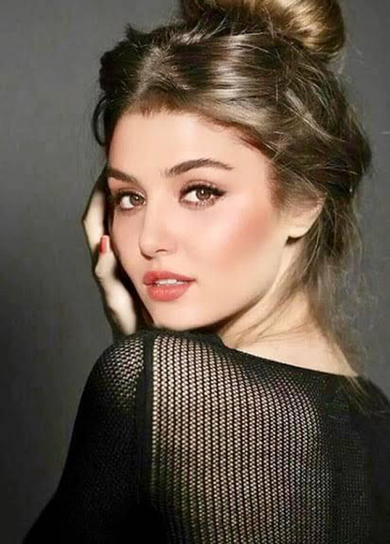 بالصور: تعرفوا إلى قائمة أجمل 10 نساء في العالم لعام 2019 صورة رقم 10